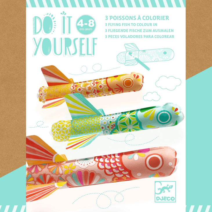 DIY 3 poissons volants gonflables à colorier Koinobori • Djeco